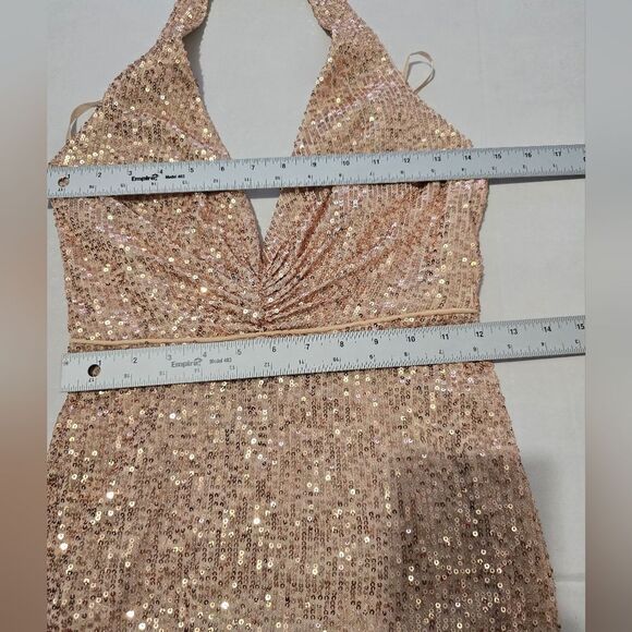 Leena For Mac Duggal Halter Rose Gold Sequin Dress Size 0 - Picture 2 of 13